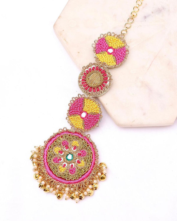 Noor Set (Necklace, Maang Tikka, Earrings with Earchains, Set of Haathphool & Pairphool) - TONOTO