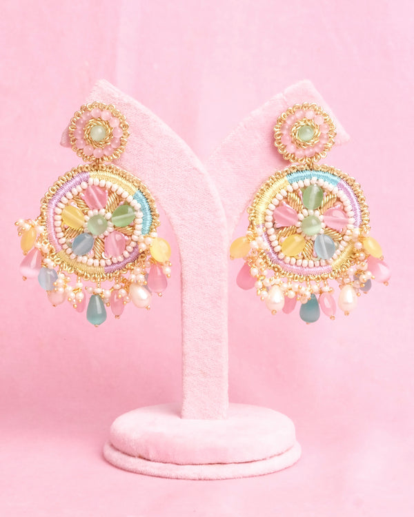 Elaria Set (Earrings, Neckpiece & Mangtikka )