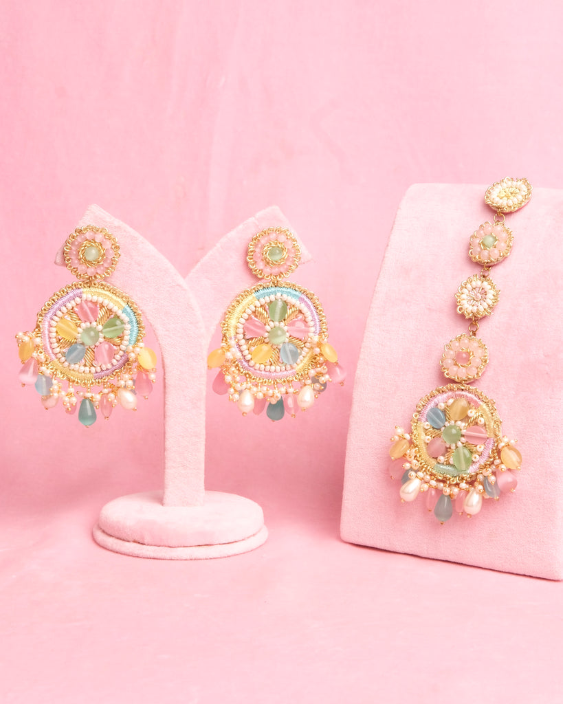 Elaria Set (Earrings & Mangtikka)